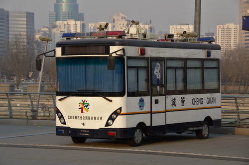 chinesischer Polizeibus
